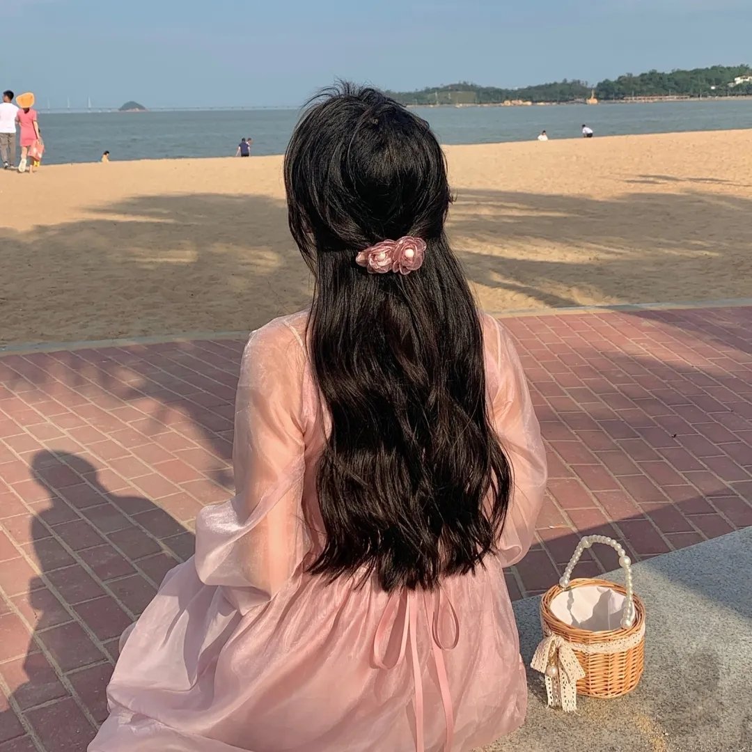 小心身后